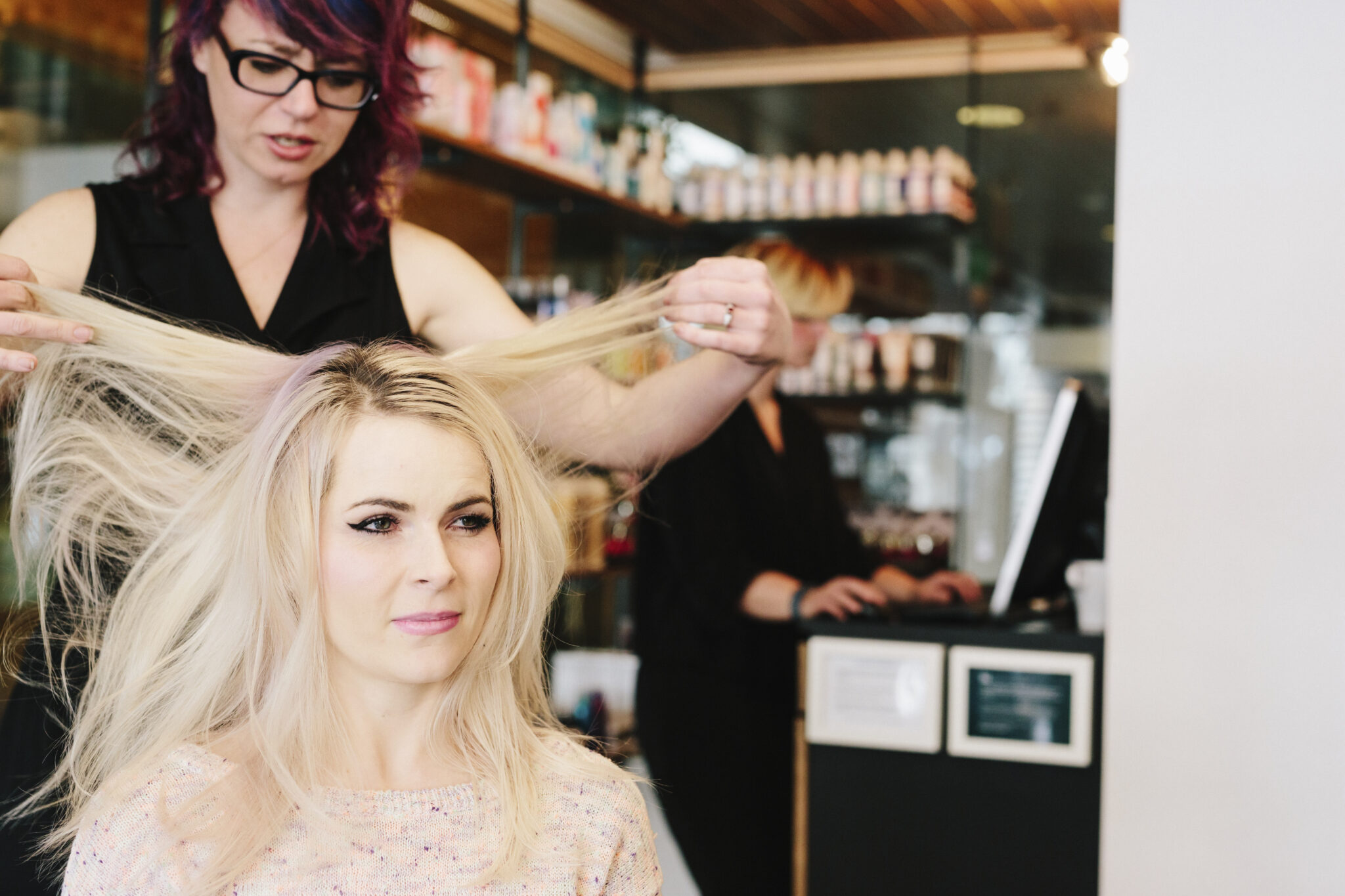 Les avantages de la charlotte pour les cheveux : un accessoire indispensable